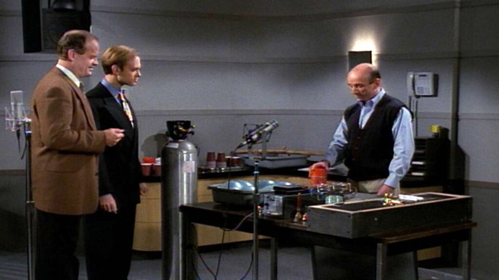 (L to R) Kelsey Grammer, David Hyde Pierce & Edward Hibbert in Frasier