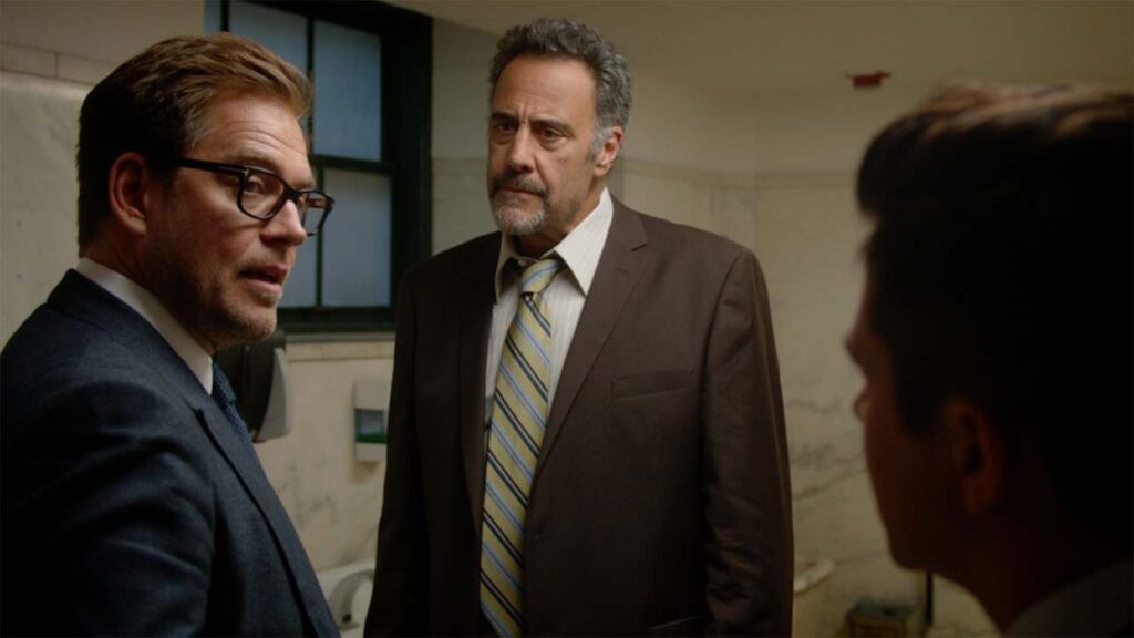 (L to R) Michael Weatherly & Brad Garrett in Bull