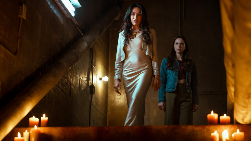 Lottie and Callie in Yellowjackets S3