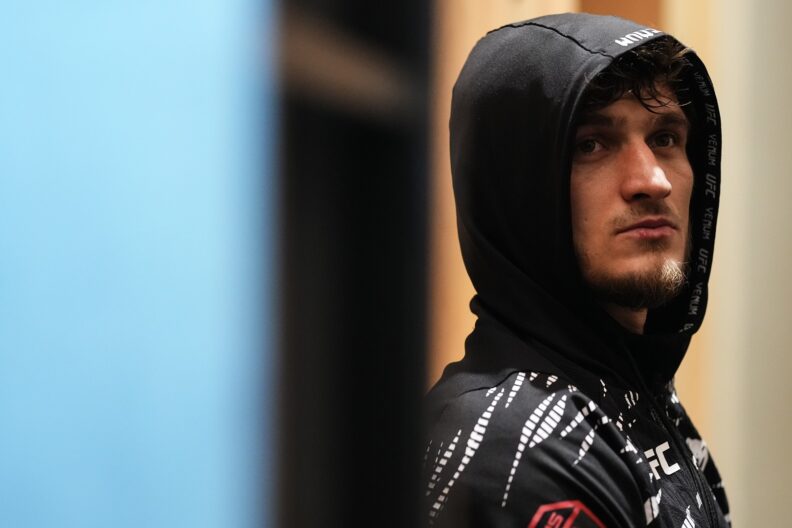 How To Watch UFC Fight Night On Paramount+