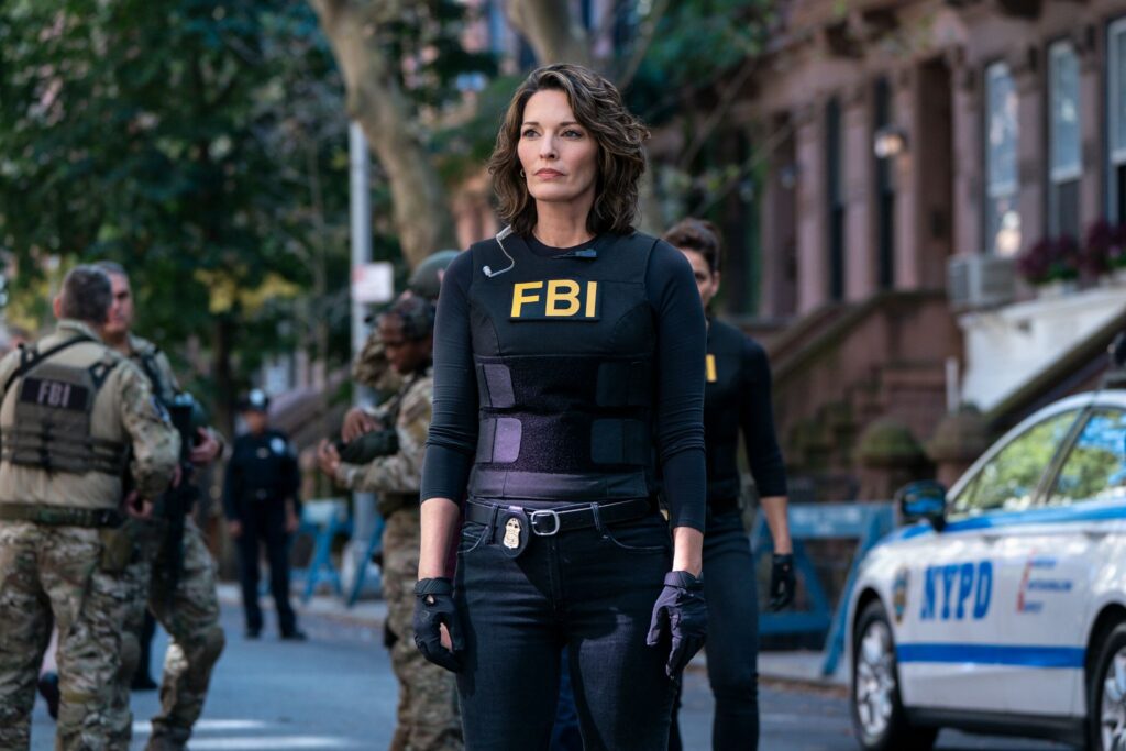 Alana De La Garza as Isobel Castille in FBI